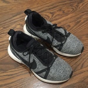 Nike black dual racer sneaker running shoes